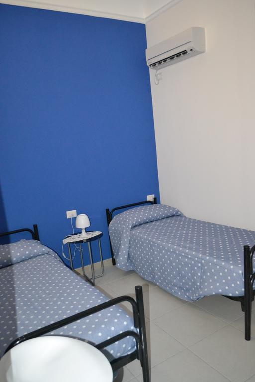 B&B A Casa Di Ale Palermo Zimmer foto